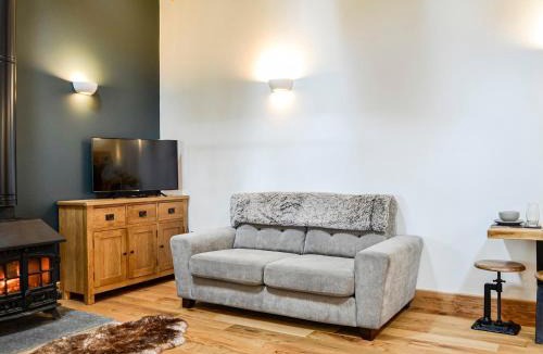 Kirriemuir House | Cullew Bothy