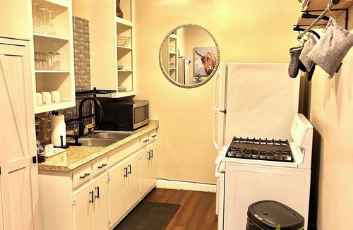 West Fairfax Hotel | Culpeper Center Suites