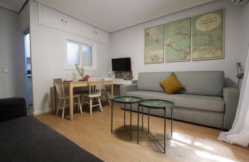 Santa Catalina Apartment | Cultura sevillana - Terraza y Parking Gratis