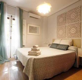 Santa Catalina Apartment | Cultura sevillana - Terraza y Parking Gratis