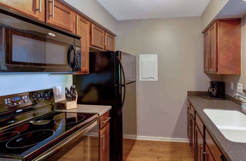 North Capitol Condo | Cumberland River Condo Near DT!