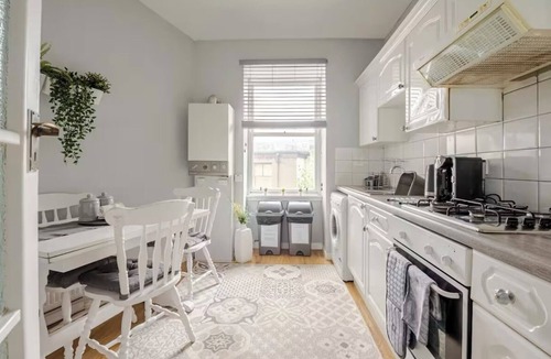 Largs Apartment | Cumbrae View Apartment Central Largs