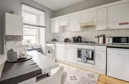 Largs Apartment | Cumbrae View Apartment Central Largs