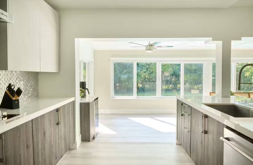 Pinecrest House | Cumpa's House: Mid-Century Luxury in Miami
