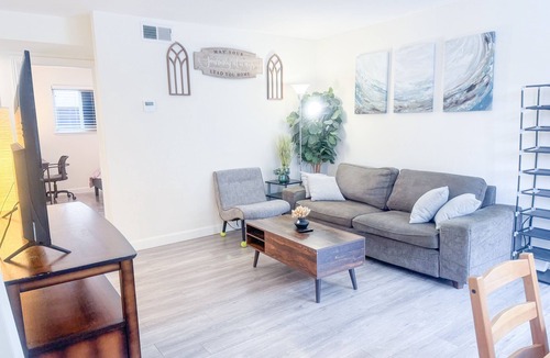 Sunnyvale West Apartment | Cupertino 2BR w/AC/Washer/Dryer/EV on 1F