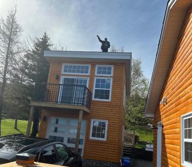 Cupids House | Cupids Guest House and SheShed