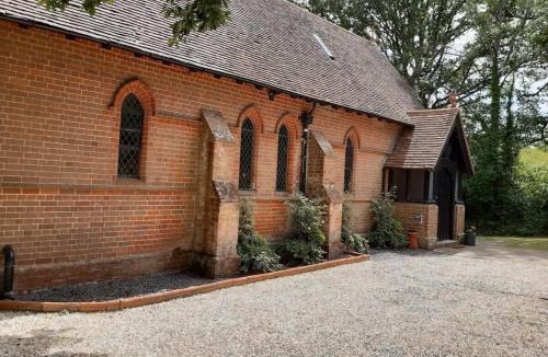 Netley House | Curbridge Chapel
