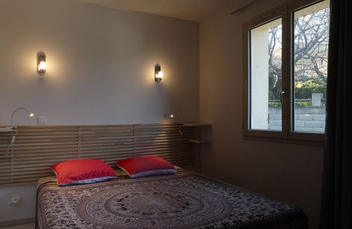 Le Pradal Apartment | Cure or Holiday with Pool