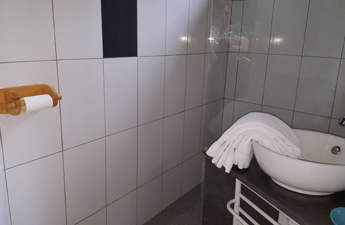 Chaudes-Aigues House | cure or vacation rental