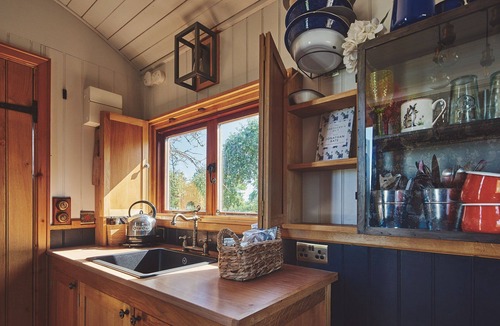 Pembridge Apartment | Curious Calf - Luxury Cottages