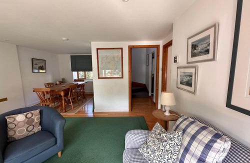 Kilchoman House | Curlew Cottage - Peaceful Setting Stunning Views