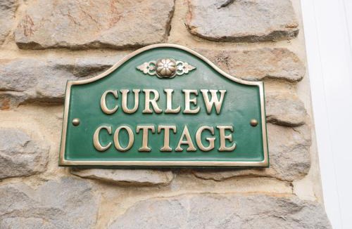 Haydon Bridge House | Curlew