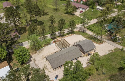 Van Buren Apartment | Current River Retreats 2 - 2 Bedroom - Sleeps 6 - Cozy Apartment