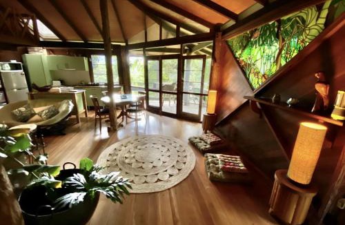 Currumbin Valley House | Currumbin Rainforest Treehouse