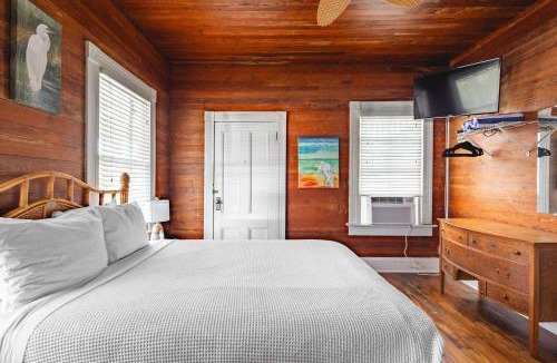 Key West Historic District Apartment | Curry House - Rooms 3 & 4