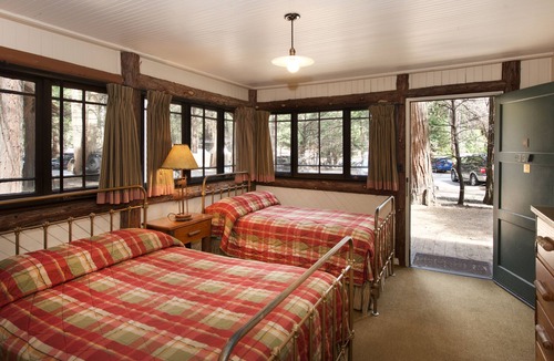 Yosemite Village Hotel | Curry Village