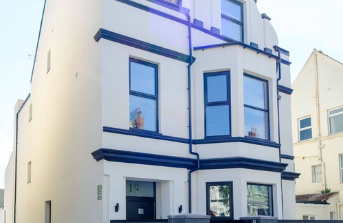 Llandudno Villa | Curzon Villa by Staycay