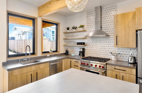 Stinson Beach House | Custom Beach Front Property