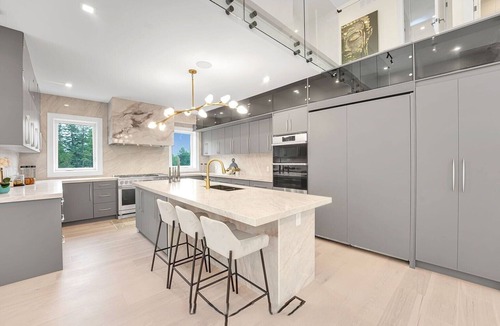 Caledon House | Custom-Built 4-Acre Luxury Estate Retreat