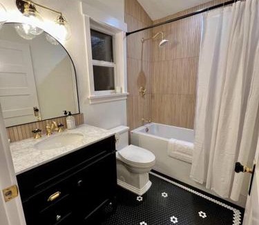 Grant House | Custom Built Cottage in Downtown with Pool