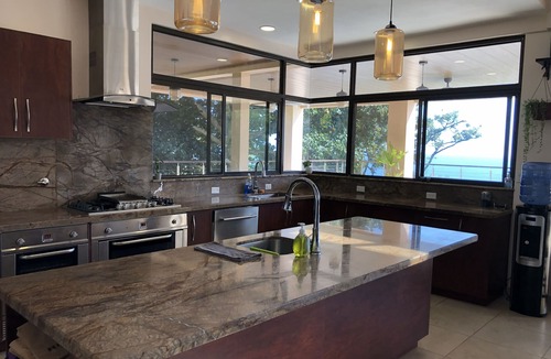 Bouvet Island House | Custom Hillside Villa overlooking the Pacific surrounded by wildlife