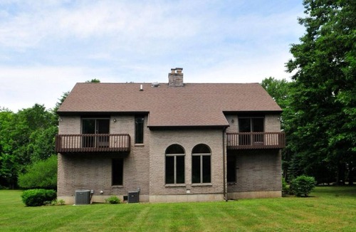 Saratoga Springs House | Custom home 5 min from track