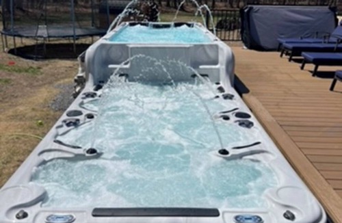 Saratoga Springs House | Custom home 5 min from track