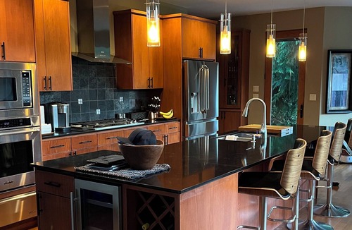 Kingston House | Custom Luxury Home On Golf Course