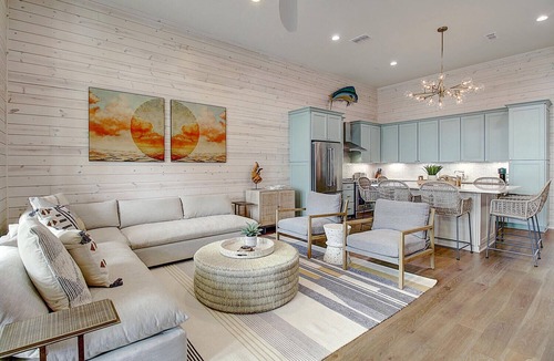 Cinnamon Shore House | Custom Townhome@Cinnamon Shore w/Town Center Views+Resort-Like Amenities