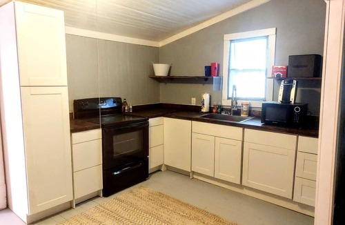 Denver Heights House | Cute 2 Bedroom 2 Miles From Downtown