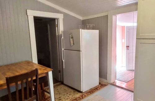 Denver Heights House | Cute 2 Bedroom 2 Miles From Downtown