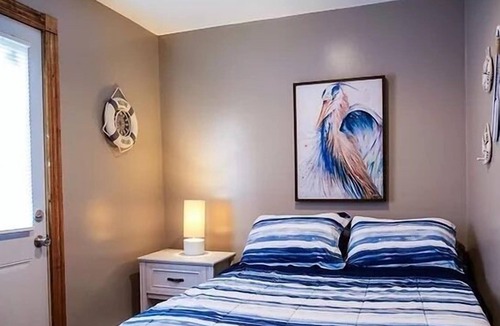 Lakeview House | Cute 2 bedroom Cottage