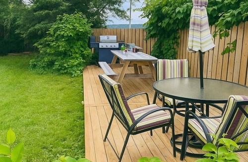 St. John's House | Cute 3 bdr house with hot tub