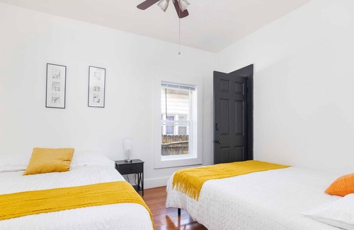 Des Moines House | Cute 3 Bedroom in Des Moines