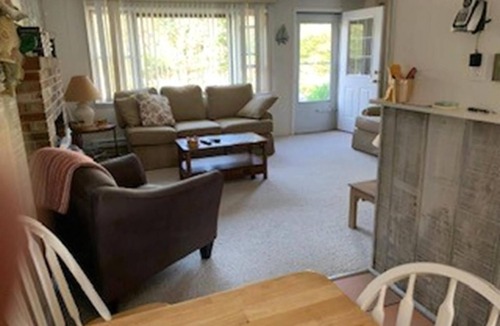 Beach Haven House | Cute 4 bedroom Bayside home located in Barnegat Light!