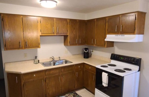Neenah Apartment | Cute and Comfortable!