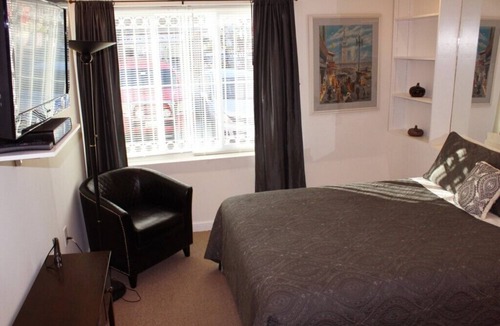 Inner Sunset Apartment | Cute and Convenient