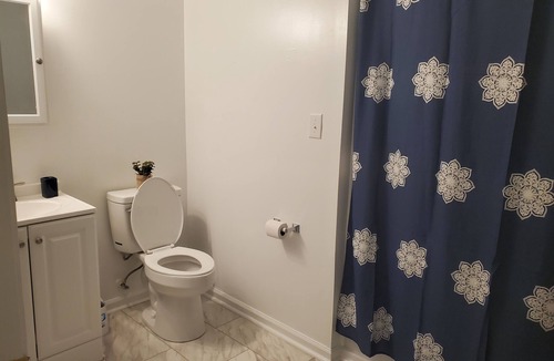 Yale House | Cute and cozy 4bed 2bath home