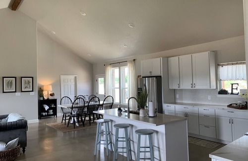 Graford House | Cute and Cozy PK House with Daily Boat Slip!