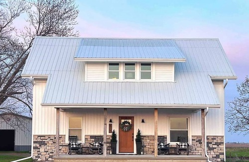 Marion Other | Cute and Quaint Farmette w/Hot Tub