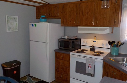 Limestone House | Cute and Quiet Hide-A-way