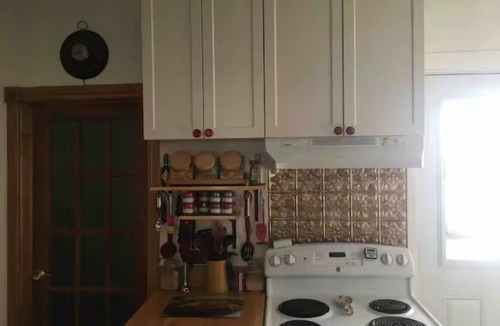Montcalm Apartment | Cute apartment in Quartier St-Sauveur. Ideally located close to everything.