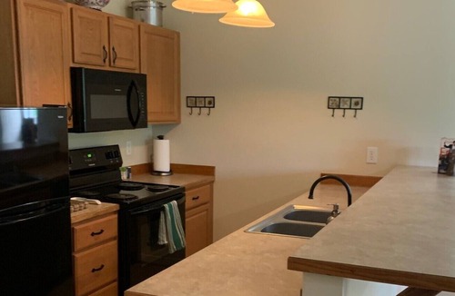 Cobham Apartment | Cute apartment over a horse barn with a lovely view