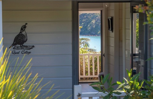 Mangonui House | Cute Bach with Stunning Views