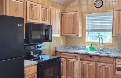 Long Mott Cabin | Cute Brand New Coastal Cabins