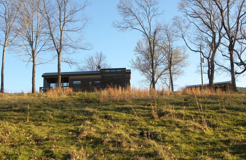 Nashoba Cabin | Cute Cabin in the Mountains and on River property. 2 ACs/High Speed Internet