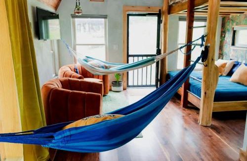 Lupton City House | Cute Cabin near Chattanooga, for Wonderful Family Glamping in Tennessee