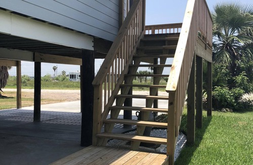 Rockport House | Cute calming coastal home located in a great fishing area