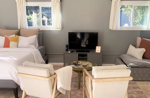 Napa Cottage | Cute Casita on Main: Napa Studio