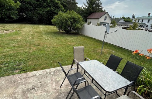 Clayton Apartment | Cute Clayton Village Apartment. Dog friendly. With Boat Parking.